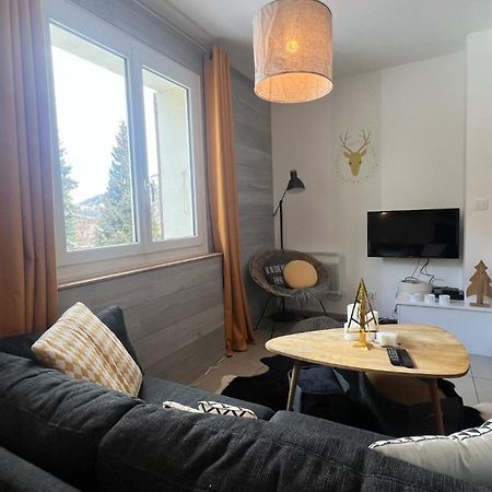 Jaune Génépi Valloire Extérieur photo